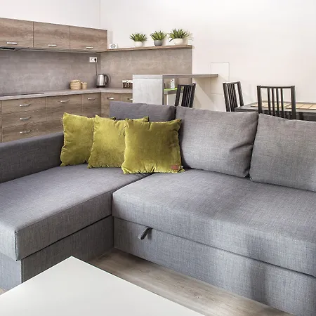 Nocľah s raňajkami Garden 3*