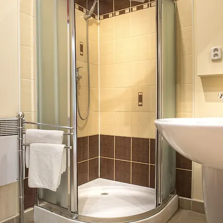 Nocľah s raňajkami Garden 3*