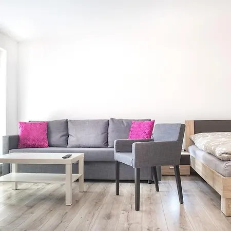 Nocľah s raňajkami Garden 3*